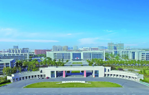 泰州職業(yè)技術(shù)學(xué)院 (1).jpg